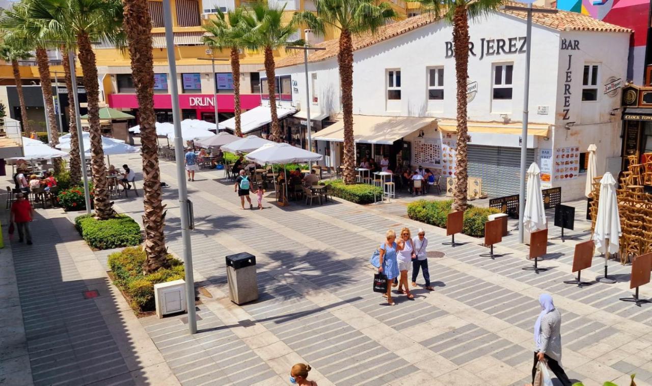 Precioso Apartamento En El Centro De Torremolinos Buitenkant foto
